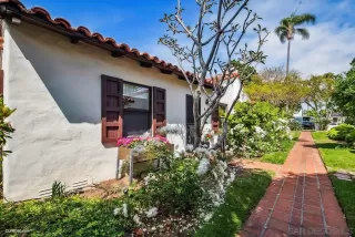 Photo #2: 230011306 Listing