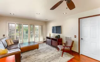 Photo #4: 230011307 Listing