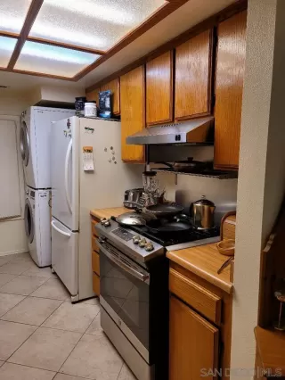 Photo #4: 230011308 Listing