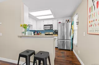 Photo #4: 230011317 Listing