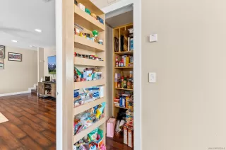 Photo #6: 230011317 Listing