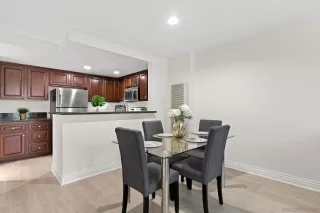 Photo #6: 230011388 Listing