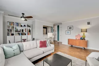 Photo #1: 230011394 Listing 