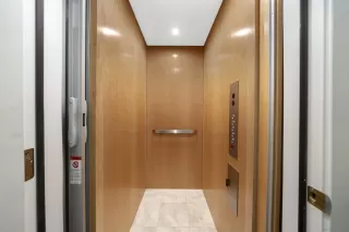 Photo #2: 230011400 Listing