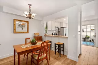 Photo #5: 230011401 Listing 