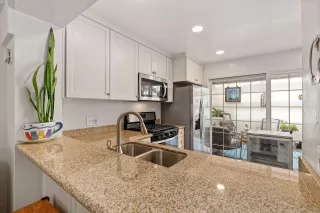 Photo #6: 230011401 Listing 