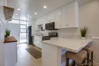 Photo #3: 230011405 Listing