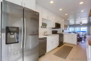 Photo #4: 230011405 Listing