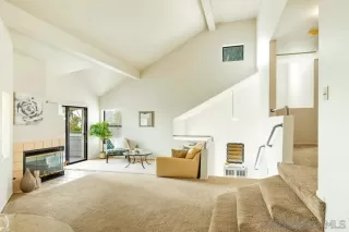 Photo #6: 230011420 Listing