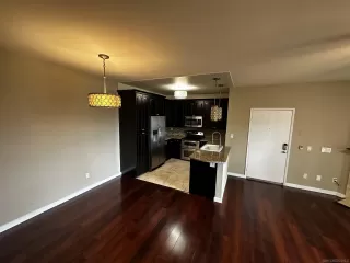 Photo #5: 230011465 Listing