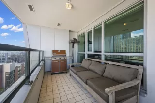 Photo #6: 230011467 Listing