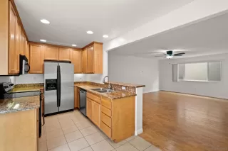 Photo #5: 230011476 Listing 