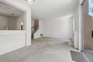 Photo #4: 230011520 Listing