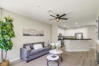 Photo #2: 230011525 Listing