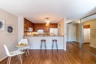 Photo #3: 230011623 Listing 