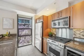 Photo #5: 230011645 Listing