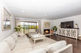 Photo #5: 230011663 Listing