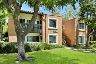 Photo #5: 230011688 Listing