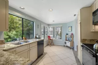 Photo #5: 230011724 Listing