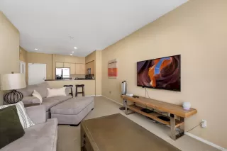 Photo #4: 230011735 Listing