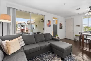 Photo #2: 230011757 Listing