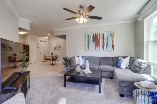 Photo #2: 230011789 Listing 