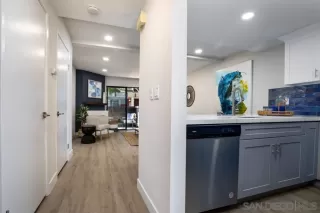 Photo #4: 230011808 Listing