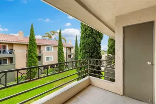 Photo #2: 230011853 Listing