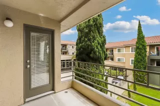 Photo #3: 230011853 Listing