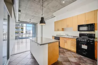 Photo #4: 230011914 Listing 