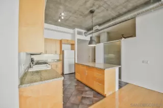 Photo #5: 230011914 Listing 