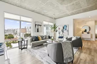 Photo #2: 230011918 Listing 