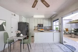 Photo #4: 230011934 Listing 