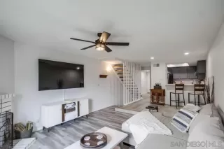 Photo #6: 230011946 Listing 