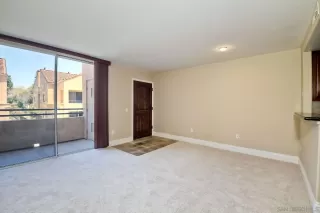 Photo #5: 230011970 Listing