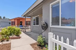 Photo #2: 230011985 Listing