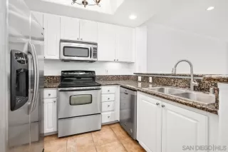 Photo #2: 230012016 Listing 