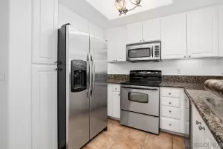 Photo #3: 230012016 Listing 