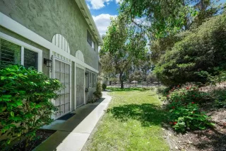 Photo #6: 230012019 Listing