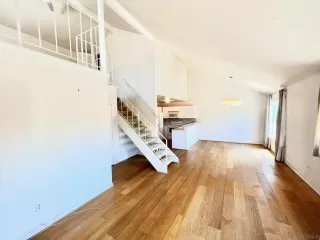 Photo #1: 230012039 Listing 