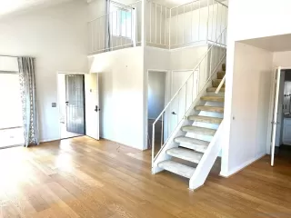 Photo #2: 230012039 Listing 