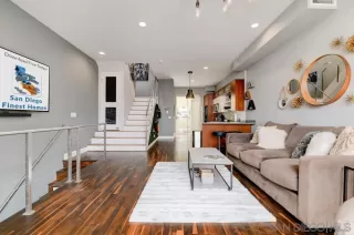 Photo #3: 230012055 Listing