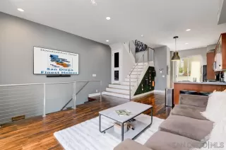 Photo #4: 230012055 Listing