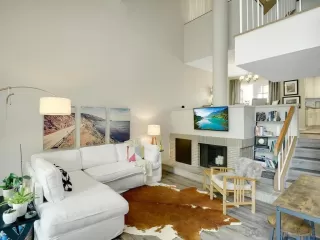 Photo #1: 230012062 Listing