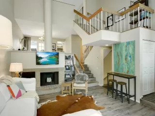 Photo #2: 230012062 Listing