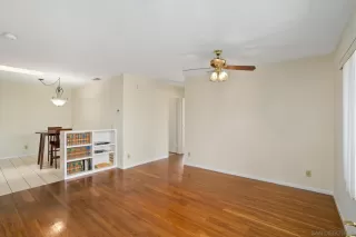 Photo #5: 230012064 Listing