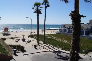 Photo #4: 230012108 Listing