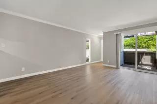 Photo #6: 230012126 Listing 