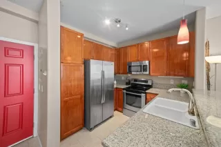 Photo #1: 230012168 Listing