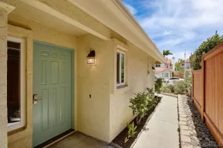 Photo #1: 230012188 Listing